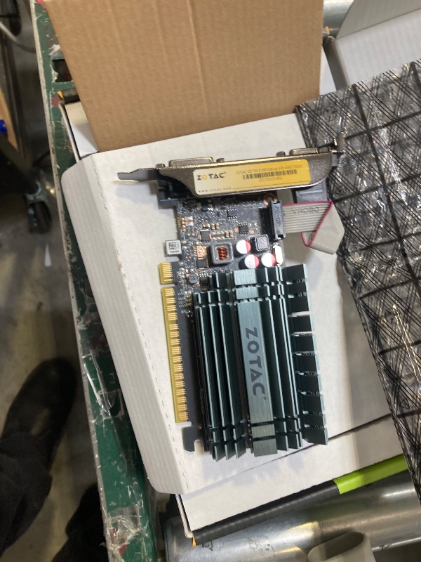 Photo 1 of ZOTAC GeForce GT 730 Zone Edition 4GB DDR3 PCI Express 2.0 x16 (x8 lanes) Graphics Card (ZT-71115-20L)