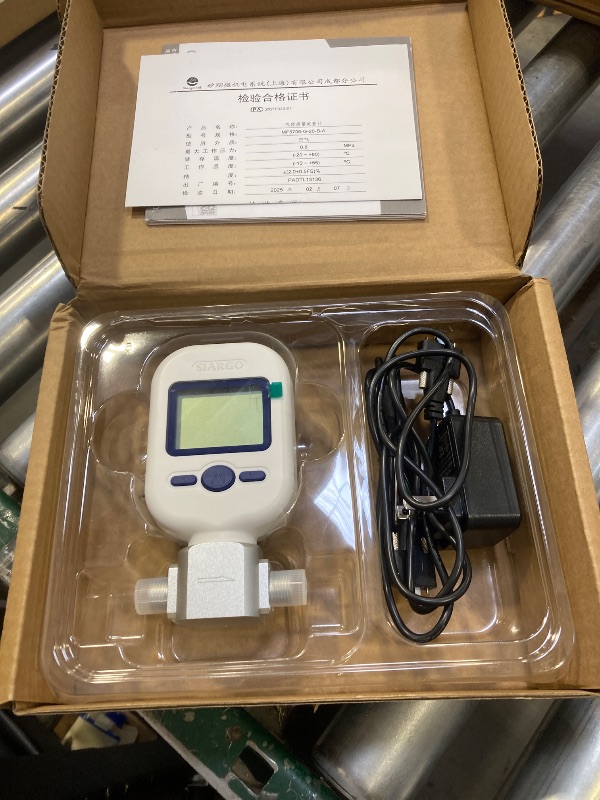 Photo 1 of Digital Gas Flow Meter, Nitrogen Flow Meter, Portable Gas Mass Air Flow Meter, Compressed Air and Oxygen Flow Rate Meter Tester, Range 0-20L/min (MF5706)