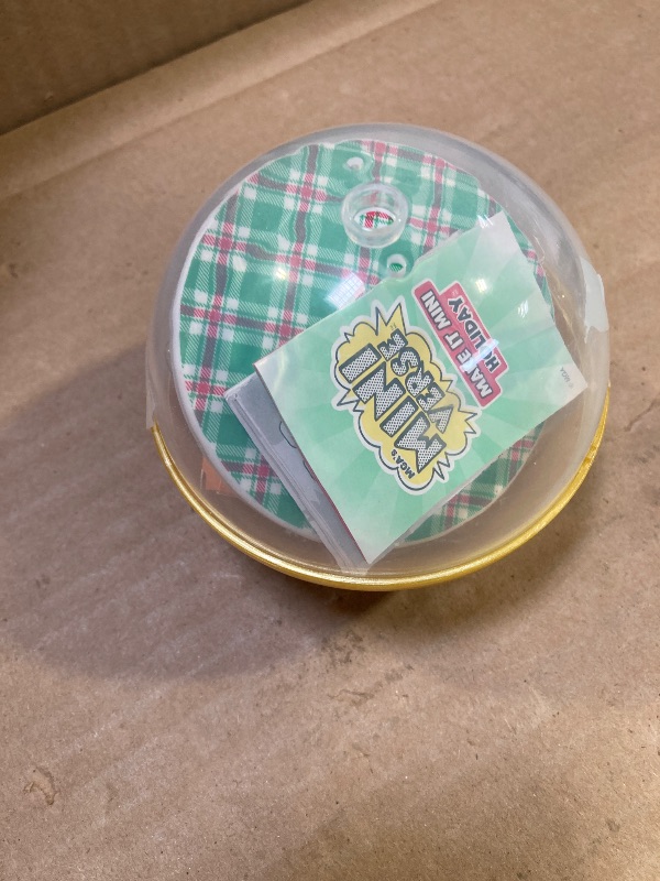 Photo 1 of MGA's Miniverse Make It Mini Holiday Series Mini Collectibles - Seasonal, National Lampoon's Christmas Vacation Blind Packaging, DIY, Resin Play, Replica Food, NOT Edible, Collectors, 8+