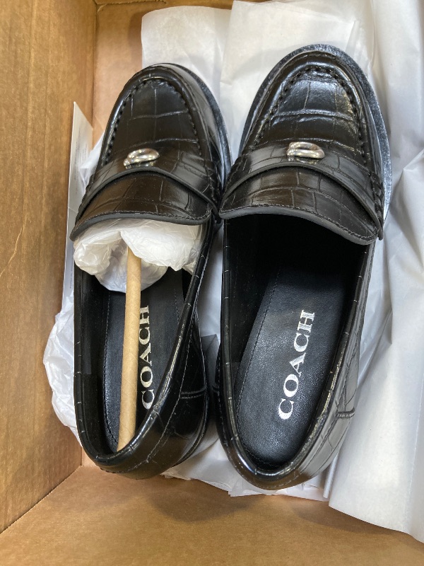 Photo 1 of CX137 BLK 6 B Natalie EMB Croc Black 6 B