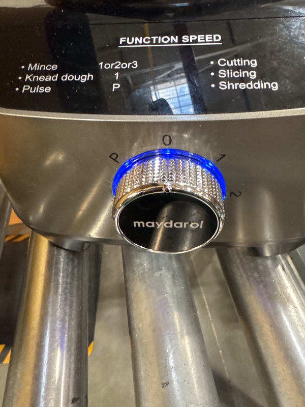 Photo 1 of FOR PARTS ONLY// 14 Cup Food Processor, French-Fry-Cutter, Blending, Mixing, Shredding, and Slicing, Meat and Vegetable Chopping, Doughing for Home Use, Mincing, and Pureeing,4 Speeds,600W
