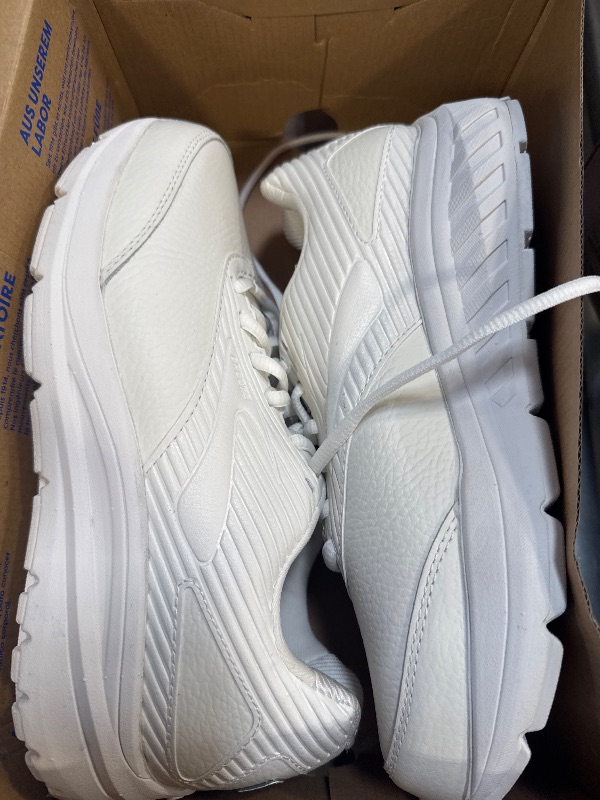 Photo 1 of Brooks Women's Addiction Walker 2 Walking Shoe - White/White - 7.5 X-Wide