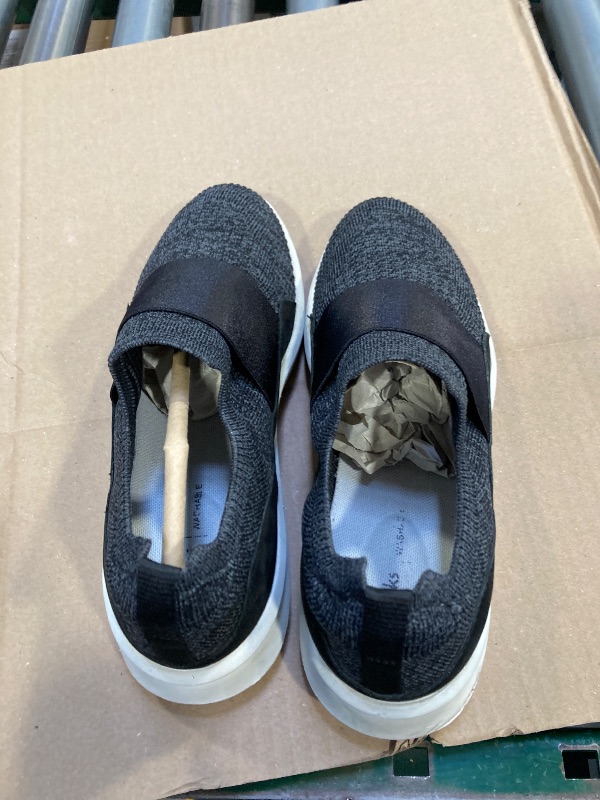 Photo 1 of Clarks Women's Un Rio Sneaker, Black Knit, 10