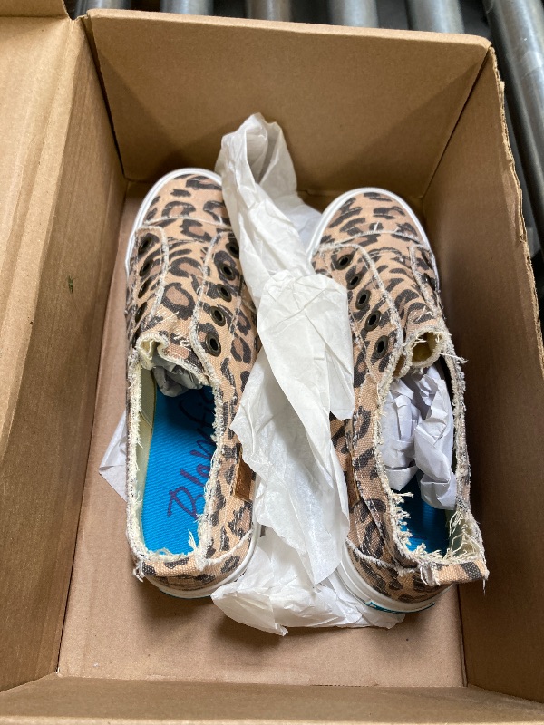 Photo 1 of Blowfish ZS-0061-518 Womens Sneakers Play Slip On Laceless Natural Jumbo Kitty US Size 8