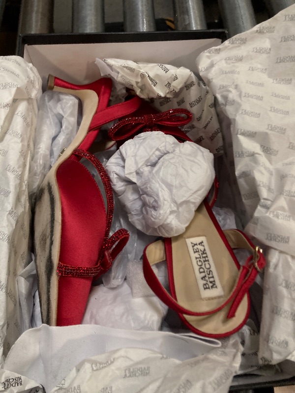 Photo 1 of Badgley Mischka Women's Angelina Pump, RED Satin, 7.5