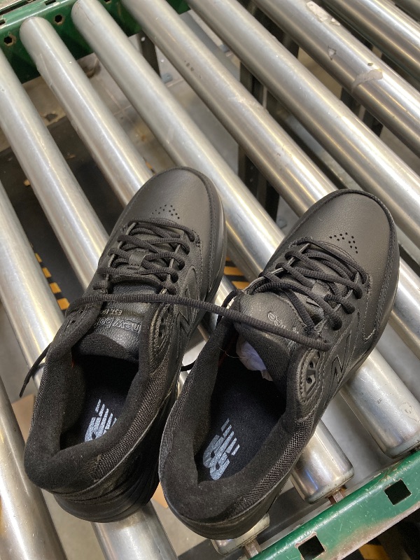 Photo 1 of New Balance mens 928 V3 Lace-up Walking Shoe, Black/Black, 8 Wide US