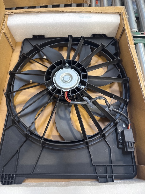 Photo 1 of PartsFlow Engine Radiator Cooling Fan Assembly for 2009-2018 Chrysler 300 for 2009-2018 Dodge Challenger/Charger 622550
