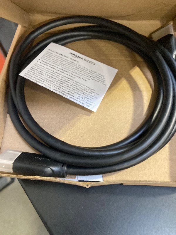 Photo 1 of Amazon Basics DisplayPort 1.4 Cable, 32.4Gbps High-Speed, 8K@60Hz, 4K@120Hz, Dynamic HDR and 3D, Gold-Plated Plugs, 6 Foot, Black