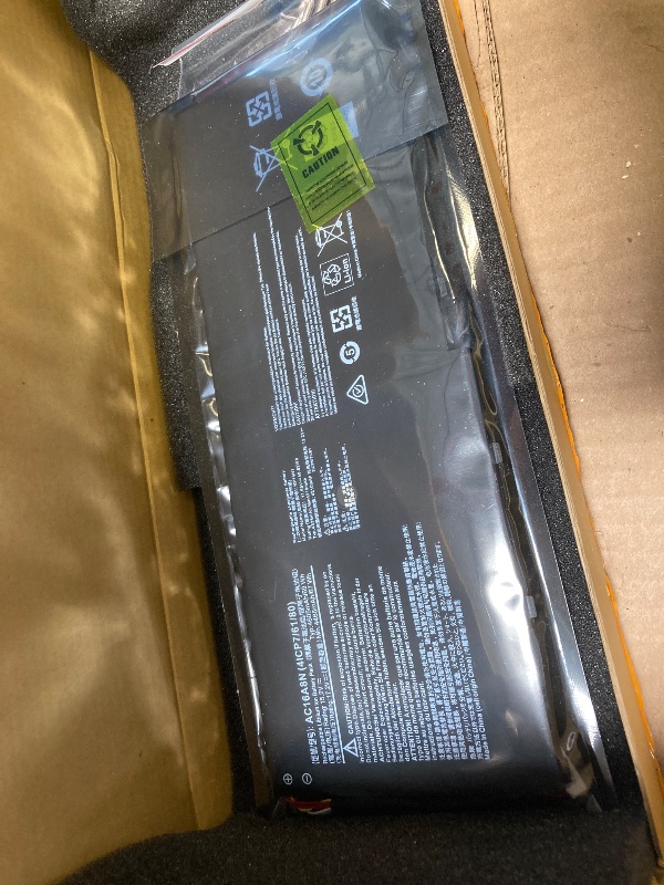 Photo 1 of BOWEIRUI AC16A8N Laptop Battery for Aspire V15 Nitro BE VN7-593G V17 Nitro BE VN7-791G-792A VN7-791G VN7-792G VN7-792G-74Q4 VN7-793G-706L VN7-793G VN7-593G-508Q VN7-793G-738J Serie 69Wh
