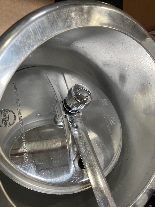 Photo 1 of Hawkins Aluminium 5 Litre Classic Pressure Cooker, Best Inner Lid Cooker, Silver (Cl50)