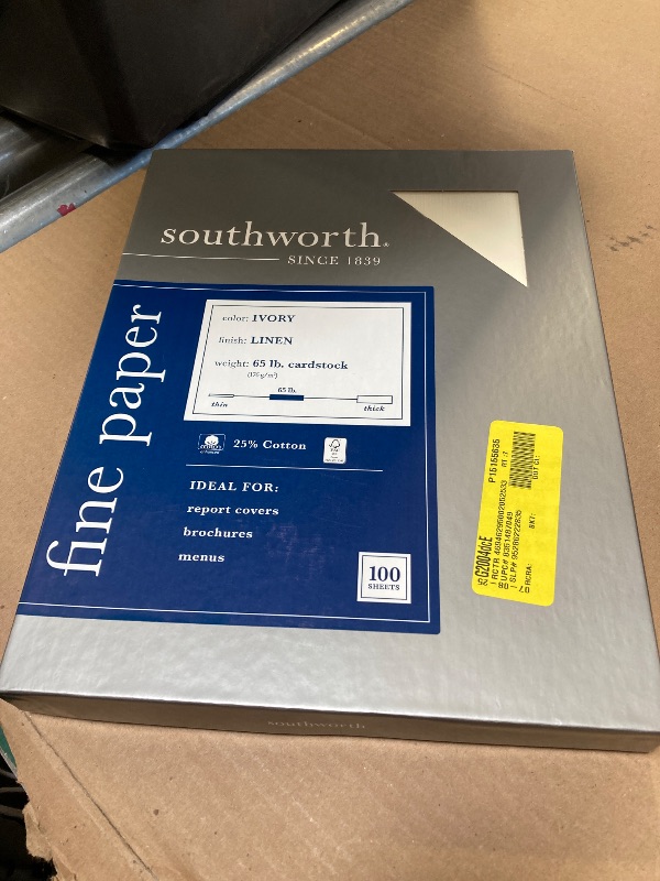 Photo 1 of Southworth® 25% Cotton Linen Cover Stock, 8 1/2" x 11", 65 Lb, White, Pack Of 100
