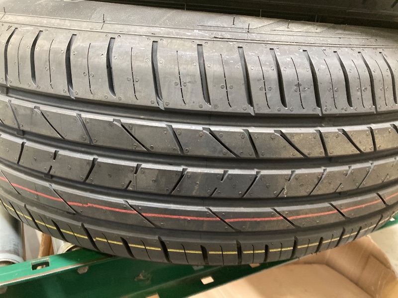 Photo 1 of Radar Dimax ESport 3 225/60R17 103V XL
