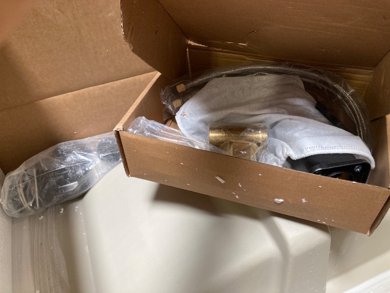 Photo 1 of EROMMY 30'' Bathroom Ceramic Sink,  

