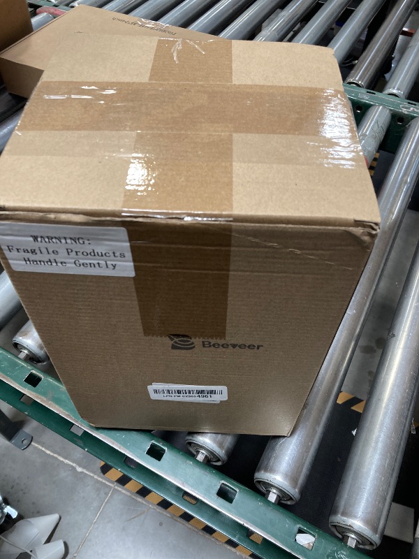 Photo 1 of Beeveer Blue and White Ceramic Pitcher Vase Porcelain Chinoiserie Floral Vase Retro Ice Cracked Ceramic Chinese Flower Jug for Table Home Living Room Decor