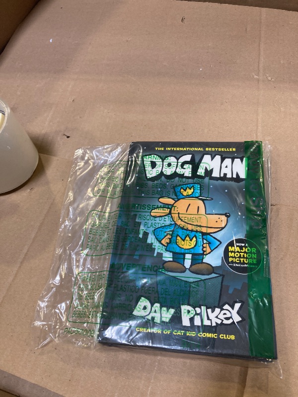 Photo 1 of Dog Man: A Graphic Novel (Dog Man #1): From the Creator of Captain Underpants (1)