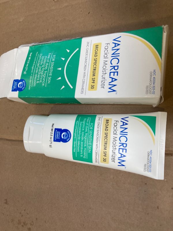 Photo 1 of Vanicream Facial Moisturizer with SPF 30 - Mineral Sunscreen - 2.5fl oz - Formulated Without Common Irritants for Those with Sensitive Skin