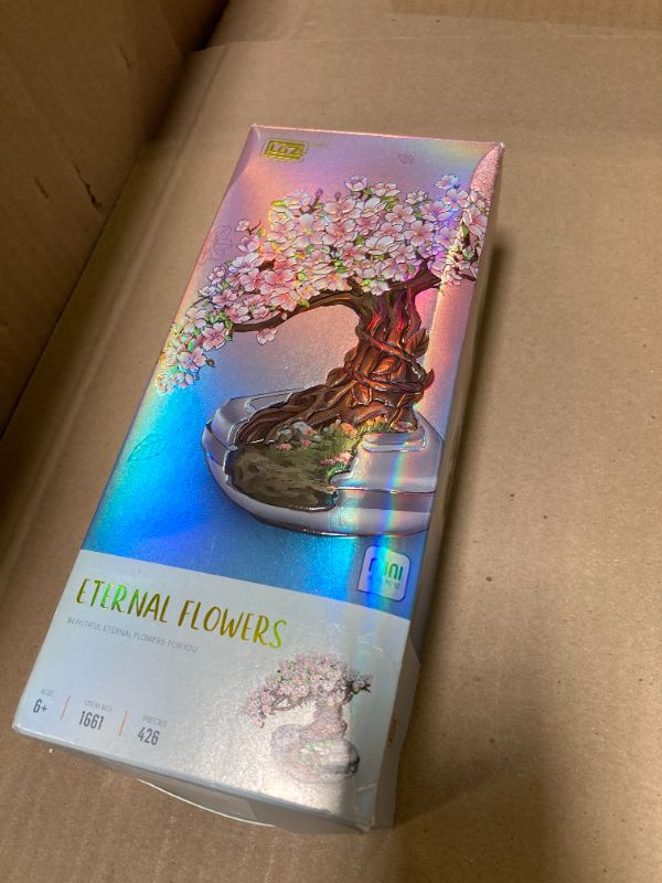 Photo 1 of Mini Bricks Flowers Bonsai Model 426 pcs Mini Particle Flower Botanical Collection Construction Building Toy (Not Compatible with Lego) (1661)