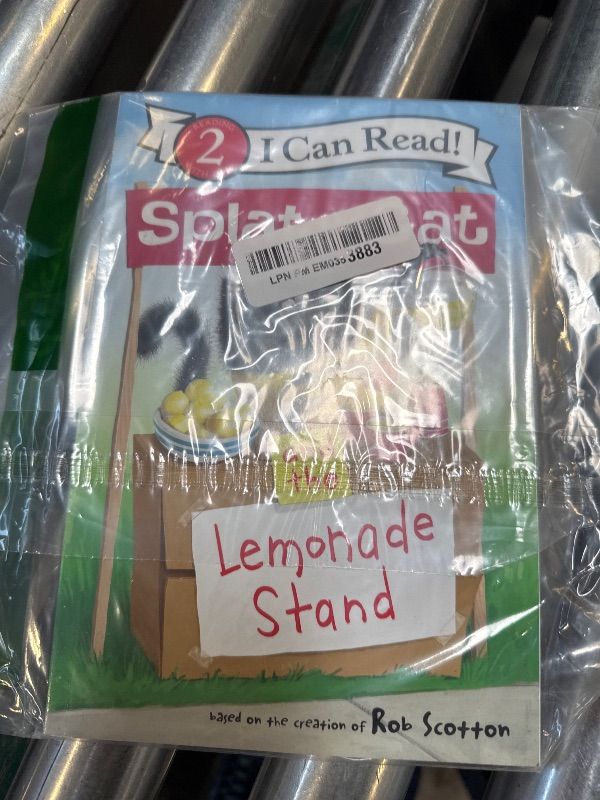 Photo 1 of Splat the Cat and the Lemonade Stand (I Can Read Level 2)