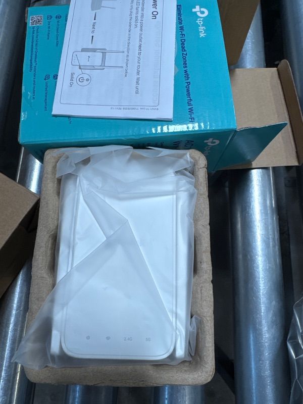 Photo 1 of TP-Link AC1200 WiFi Extender, 2025 Wirecutter Best WiFi Extender, 1.2Gbps Home Signal Booster, Dual Band 5GHz/2.4GHz, Up to 1600 Sq.ft and 32 Devices, EasyMesh Compatible, One Ethernet Port (RE315)