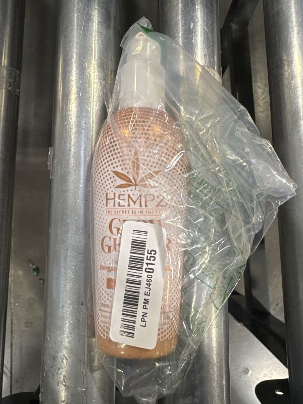 Photo 1 of Hempz Glow Getter, Hydrating Body Oil with Shimmer 6.76 oz.
