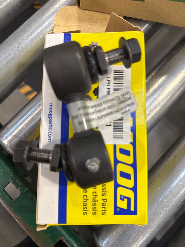 Photo 1 of MOOG K750049 Suspension Stabilizer Bar Link for Subaru Forester