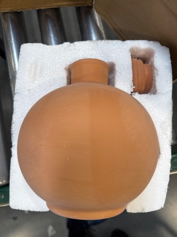 Photo 1 of Ollas Pot Plant Watering Globes with Top Storage Pool and Lid Clay Watering Pot with lid Terracotta Watering Pot 6-inch Large Simple Irrigation Peripheral Water System Indoor Outdoor Self Watering