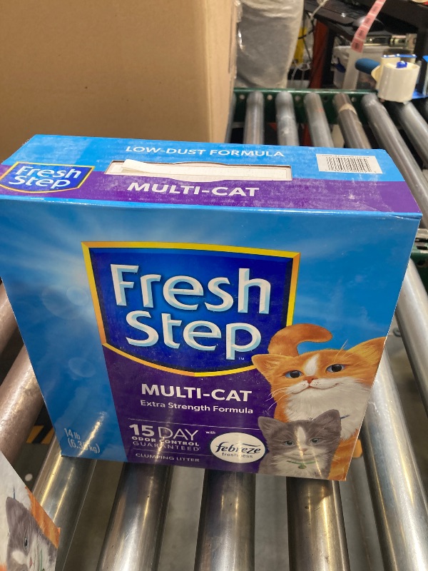 Photo 1 of Fresh Step Multi-Cat Extra Strength Scented Litter with the Power of Febreze, Clumping Cat Litter, 14 Pounds