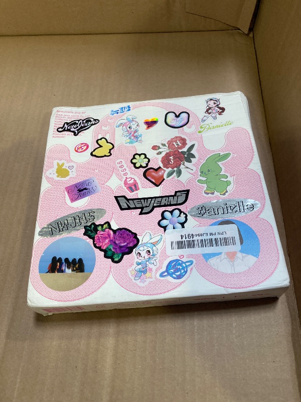 Photo 1 of NewJeans 2nd EP `Get Up'[Bunny Beach Bag ver.]