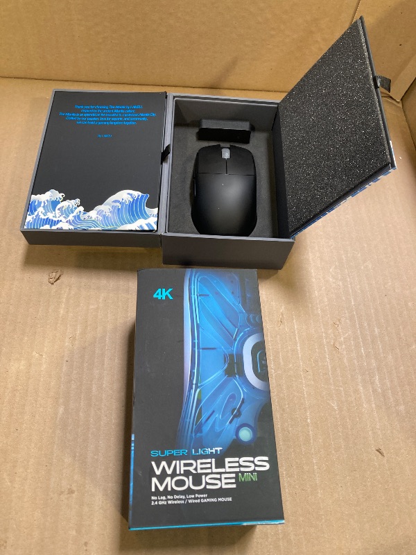 Photo 1 of Lamzu Atlantis Mini 4K Wireless Gaming Mouse, Ultra Lightweight 51g, 26000 DPI, Symmetrical, Mechanical Switch, Silver TTC Encoder, PAW3395 Sensor, MCU Nordic 52840-4k Dongle Included