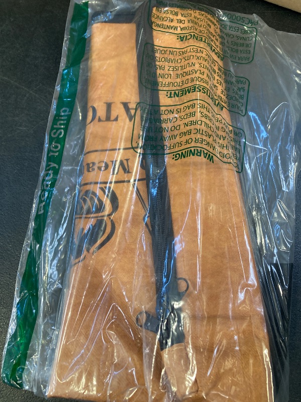 Photo 1 of BBQ Blanket for Resting Meat, BBQ Blanket Meat Resting Blanket for Smoking, Grilling Brisket Meat Insulated Resting Bag with Wide Mouth for Large Brisket/Turkey (Regular 21in)