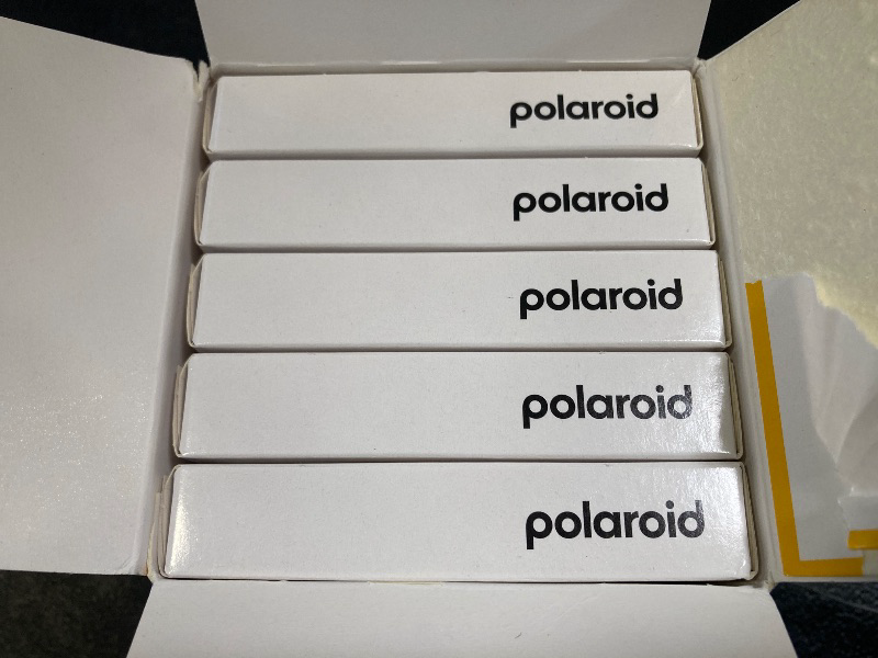 Photo 1 of Polaroid Instant Color I-Type Film - 40x Film Pack (40 Photos) (6010)
