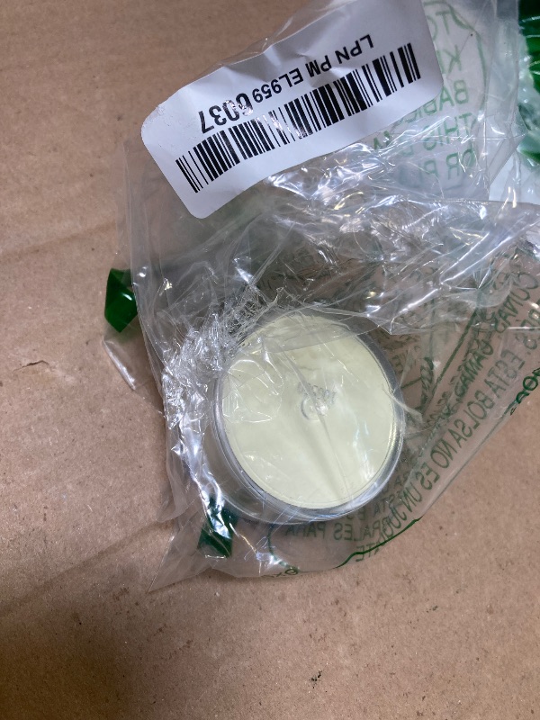 Photo 1 of Mario Badescu Blemish Repairing Powder, Accelerate Recovery of Popped Pimples, Reduce Redness, Skin Care Powder for Blemish Concealment and Oil Control for Shine Free Matte Finish Complexion, 0.5 Oz