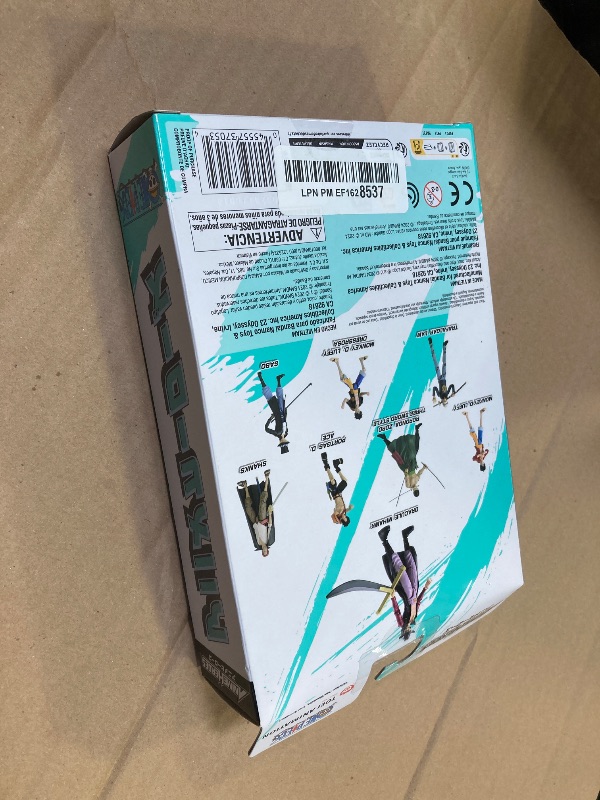 Photo 1 of ANIME HEROES - One Piece - Dracule Mihawk Action Figure