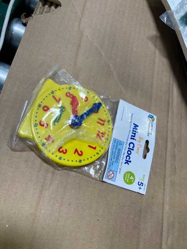 Photo 1 of Learning Resources Smart Pack 4" Clock