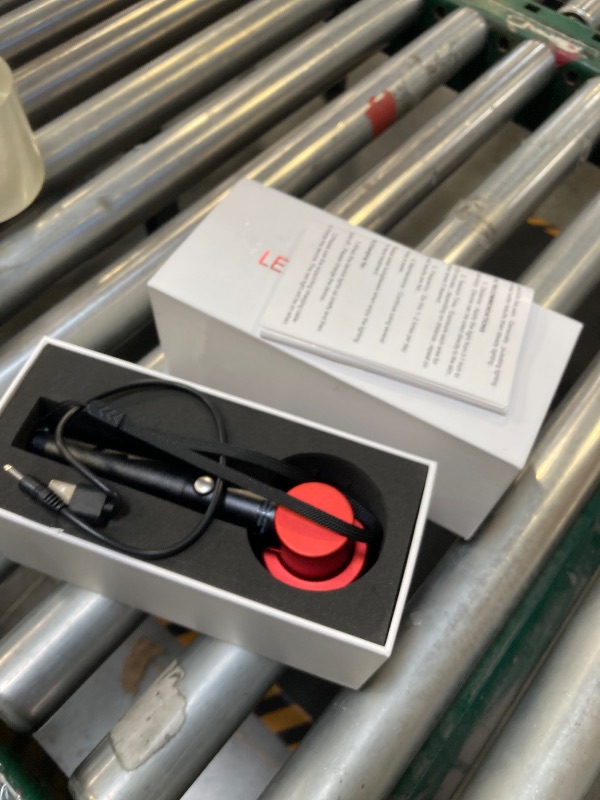 Photo 1 of NINSI Red Light Therapy, Portable Handheld LED Light Therapy Device, 3 Modes, 630/660/850 nm Wavelengths, for Deep Relief of Muscle and Joint Pain in The Body, Facial Skin Care (Medium)