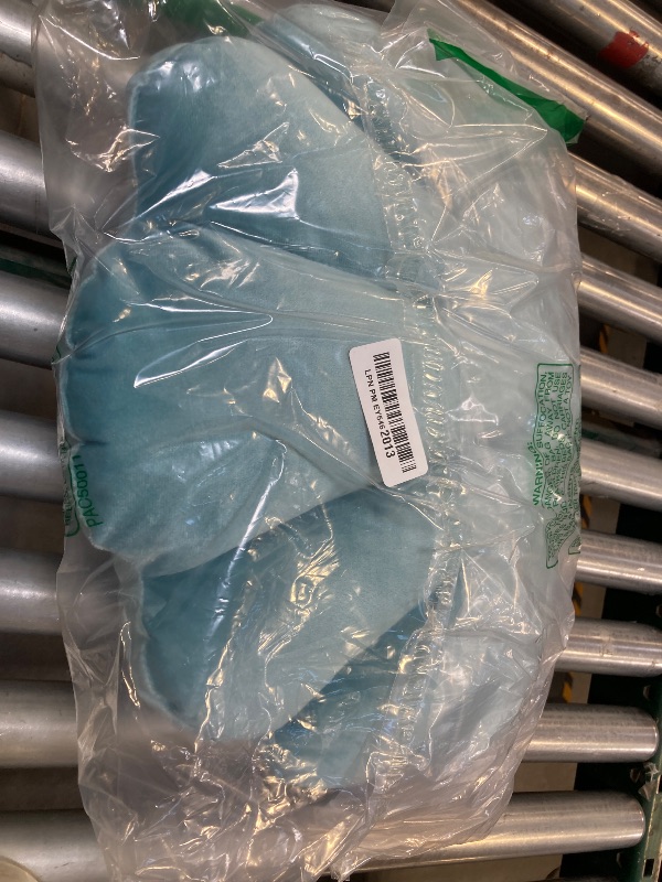 Photo 1 of 1pc Ashler 3D Throw Pillows Shell Shaped Accent Throw Pillow, Soft Velvet Insert Included Cushion for Couch Bed Living Room, Pack of 1, Lake Blue, 18 X 13 inches