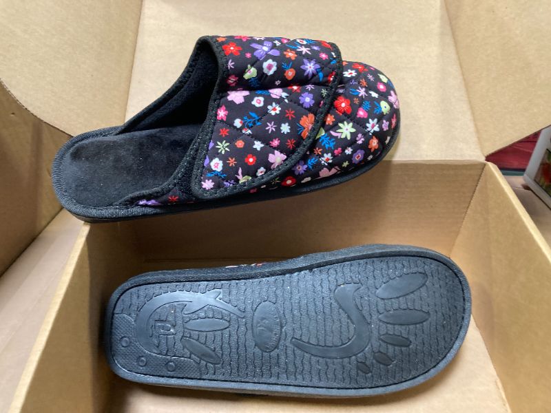 Photo 1 of Besroad House Slippers for Women Soft Memory Foam Bedroom Shoes Adjustable Diabetic Slippers Swollen Shoes Indoor Outdoor Flower 11.5-12.5