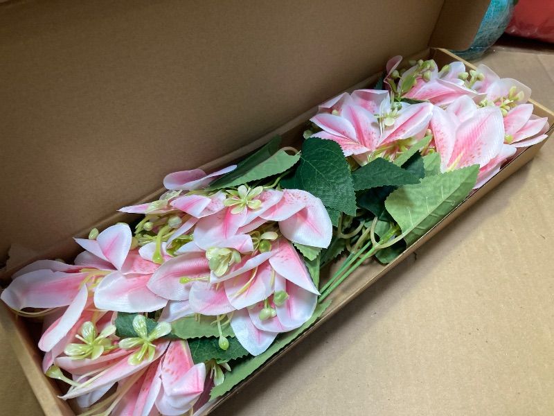 Photo 1 of FOUSUKA 4 Bundles Artificial Tiger Lily Silk Flowers Faux Fake Lilies Plants for Wedding Bouquet Home Party Indoor Table Hotel Office Vases Floral Arrangements Outdoor Garden Decor (Pink)