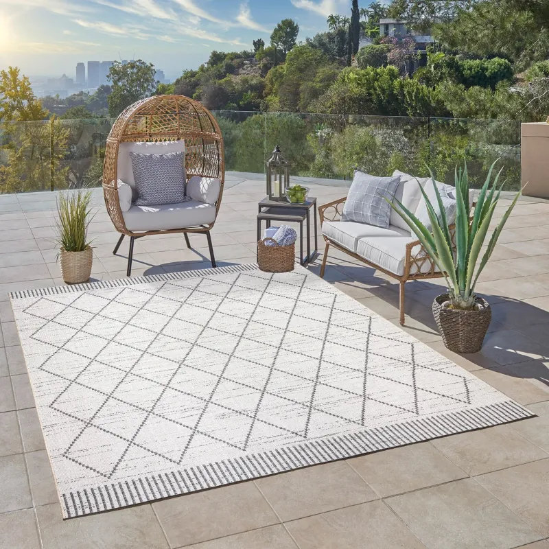 Photo 1 of revenna indoor outdoor rug 7'10"x10'