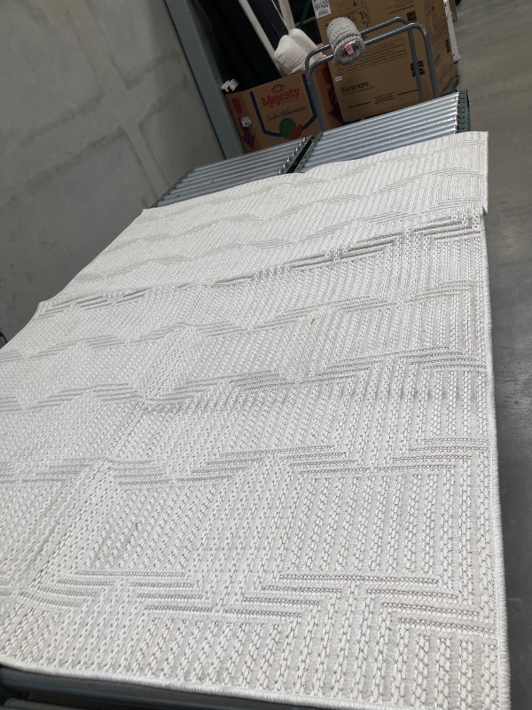 Photo 1 of GERTMENIAN REGENT 5'3"X7'