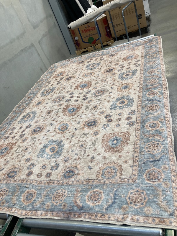 Photo 1 of AREA RUG 5'X7'
