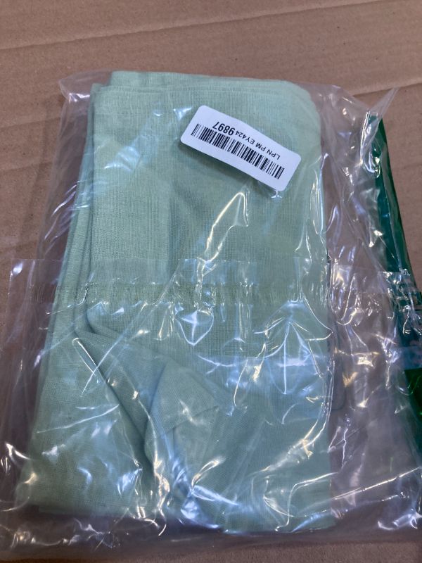 Photo 1 of Grownhome Arts 85% Cotton 15% Linen Dinner Cloth Set of 4 Napkins for Everyday Use Over Sized Easter Special Mitered Corners Napkins, Pre Shrunk Good Absorbency Ultra Soft Quality 18x18 in(Sage)