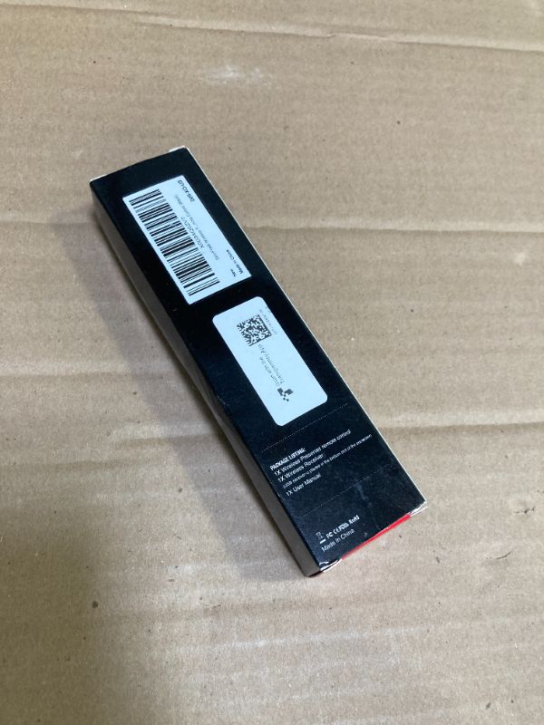 Photo 1 of Wireless Presenter, Hyperlink Volume Control Presentation Clicker RF 2.4GHz USB PowerPoint Clicker Presentation Remote Control Pointer Slide Advancer (Black)