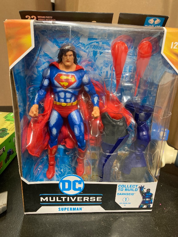 Photo 1 of McFarlane Toys - DC Multiverse Superman (Justice League Task Force) 7in Build-A Figure