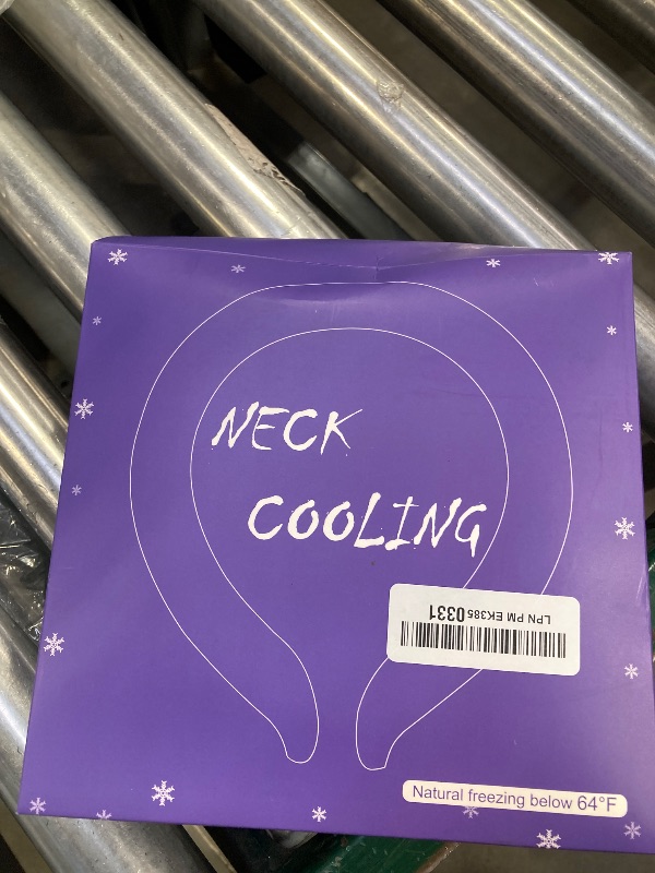 Photo 1 of 2PCS Neck Cooling Tube with Cold Insulated Bag,Reusable Ice Neck Ring Wearable Body Cooling Products for Summer Heat (White*2)