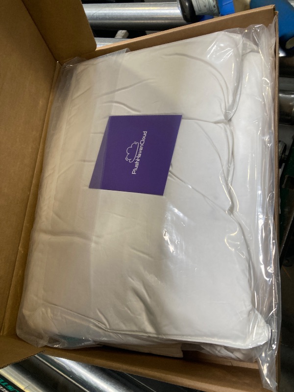 Photo 1 of PlushHavenCloud White Goose Down Pillow Luxury Hotel Bed Pillow with 100% Natural 1000+ Fill Power, Natural Goose Feather Pillow for Sleeping, 700TC Cotton Shell, Standard Size- Soft, 1 Pack