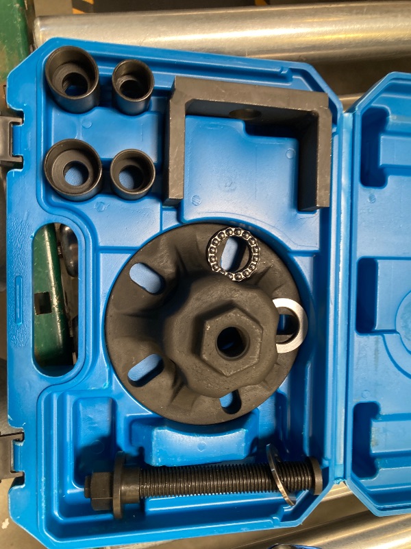Photo 1 of DPTOOL Output Shaft Remove Install Kit 5 Holes Wheel Bearing HUB Axle Puller Separator M22 M24 M27 M30 Compatible with BMW Replacement for Land Rover