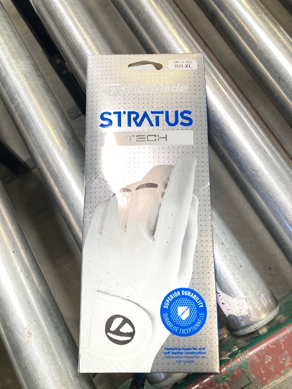 Photo 1 of TaylorMade Golf STRATUS TECH GLOVE (WHITE, RIGHT HAND, X-LARGE), WHITE(X-LARGE, WORN ON RIGHT HAND)