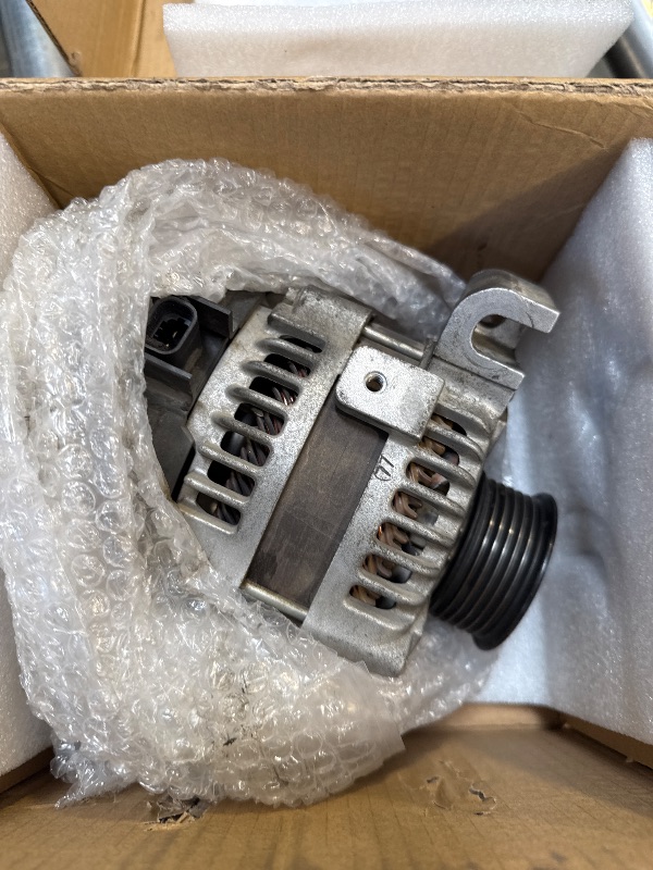 Photo 1 of GDSMOTU Alternator Compatible for Cadillac for CTS V6 3.6L 2004-2007/2.8L 2005-2007, 140Amp/12Volt High Output Alternator Replaces 104210-4430 AL8521X 104210-319125751145