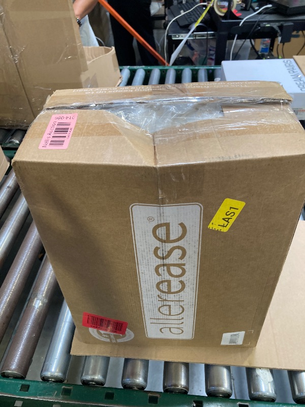 Photo 1 of AllerEase 100% Organically Grown Soft Cotton Top Allergy Defense Fabric Bed Pillow Naturally Breathable, Hypoallergenic Fiberfill Machine Washable, Std/Q Size Pillow, White- 2 Pack